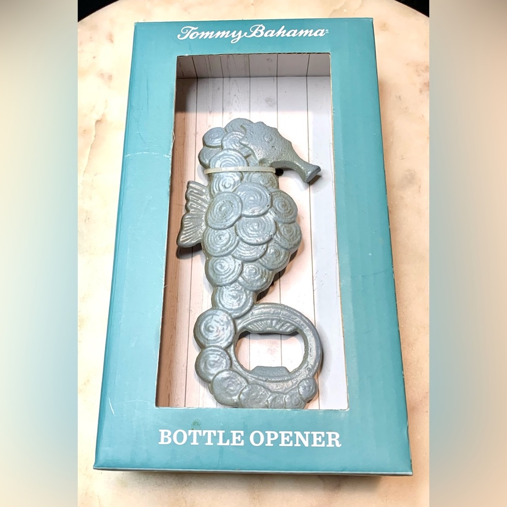 TOMMY BAHAMA BOTTLE OPENER SEAHORSE CAST IRON LIGHT BLUE NEW